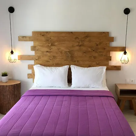 Philoxenia Earia Aparthotel