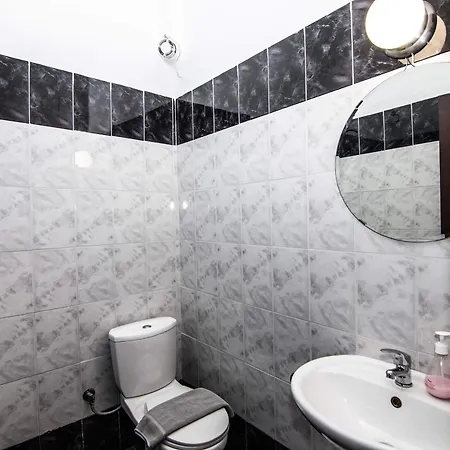 Aparthotel Philoxenia Earia