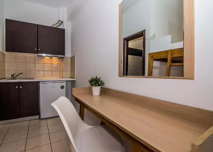 Apart Otel Philoxenia Earia *