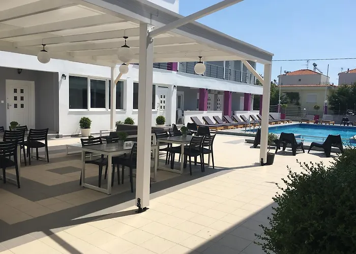 Philoxenia Earia Aparthotel Vrasná